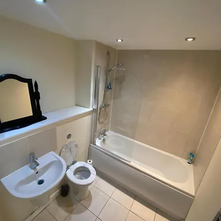2 Bedroom Flat, City Centre Liverpool Exterior photo